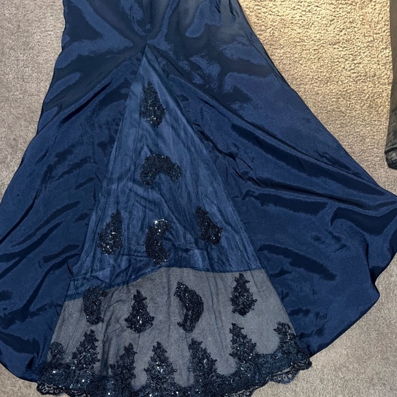 Navy wedding /prom gown size 12US - Picture 3 of 6